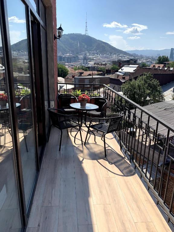 SaBa Apartments in Old Tbilisi room 1